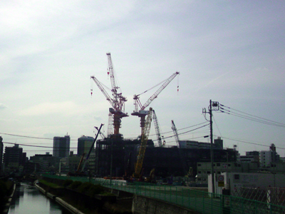 建設中の東京スカイツリー遠景